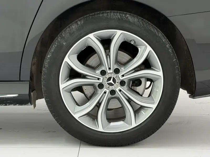 Mercedes-Benz E-Class 2022 Facelift E 300 L Fashion Sport Sedan — миниатюра 9