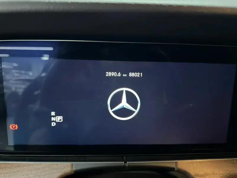 Mercedes-Benz E-Class 2020 Facelift E 300 L Fashion Model — миниатюра 8