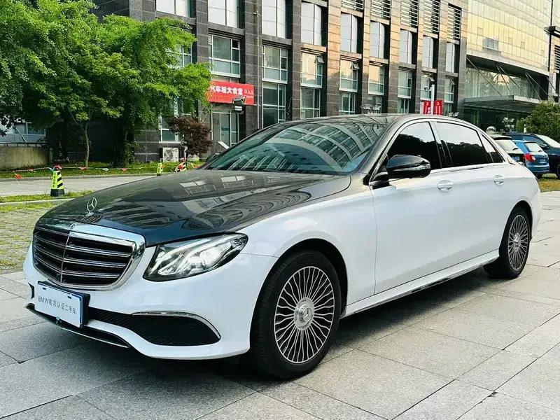 Mercedes-Benz E-Class 2020 Facelift E 300 L Sport Style — миниатюра 1
