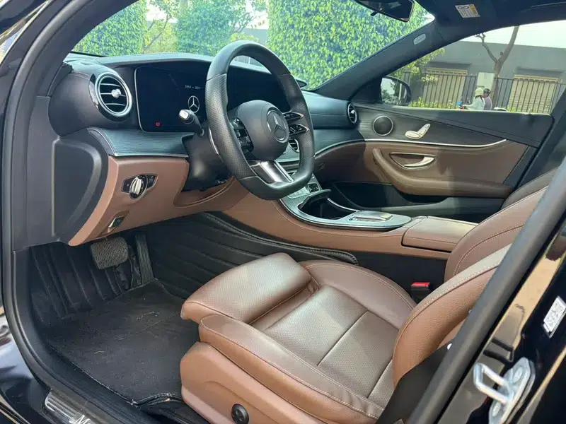 2022 Mercedes-Benz E-Class E 260 L Sport Sedan — миниатюра 8