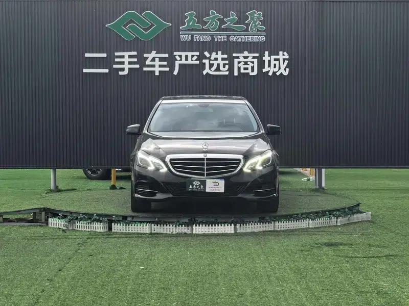 2012 Mercedes-Benz E-Class E 200 L CGI Elegance — миниатюра 2