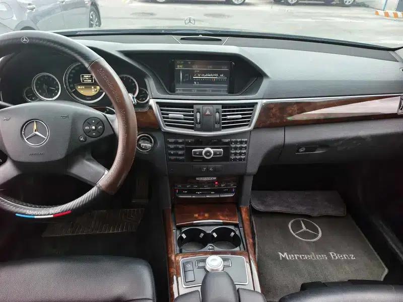 2012 Mercedes-Benz E-Class E 200 L CGI Elegance — миниатюра 11