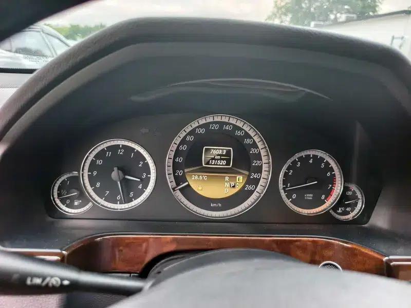 2012 Mercedes-Benz E-Class E 200 L CGI Elegance — миниатюра 13