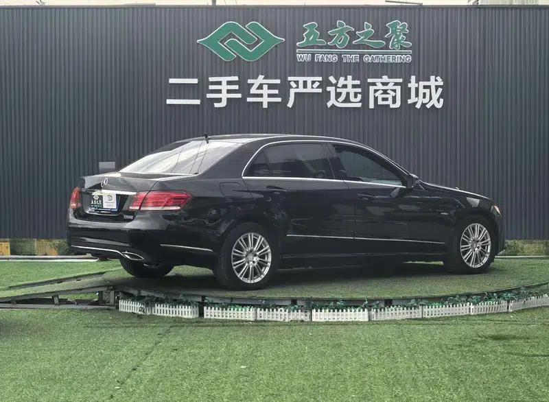 2012 Mercedes-Benz E-Class E 200 L CGI Elegance — миниатюра 7