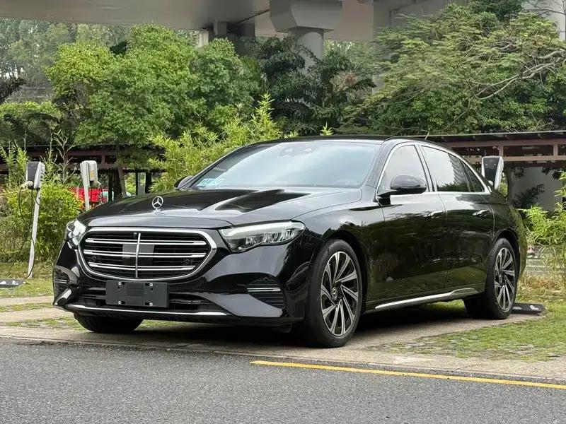 Mercedes-Benz E-Class 2025 E 300 L Luxury Sedan — миниатюра 1