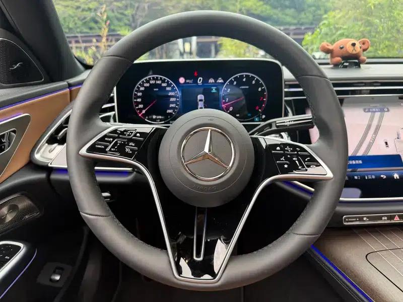 Mercedes-Benz E-Class 2025 E 300 L Luxury Sedan — миниатюра 16