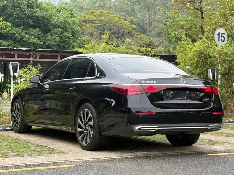 Mercedes-Benz E-Class 2025 E 300 L Luxury Sedan — миниатюра 4