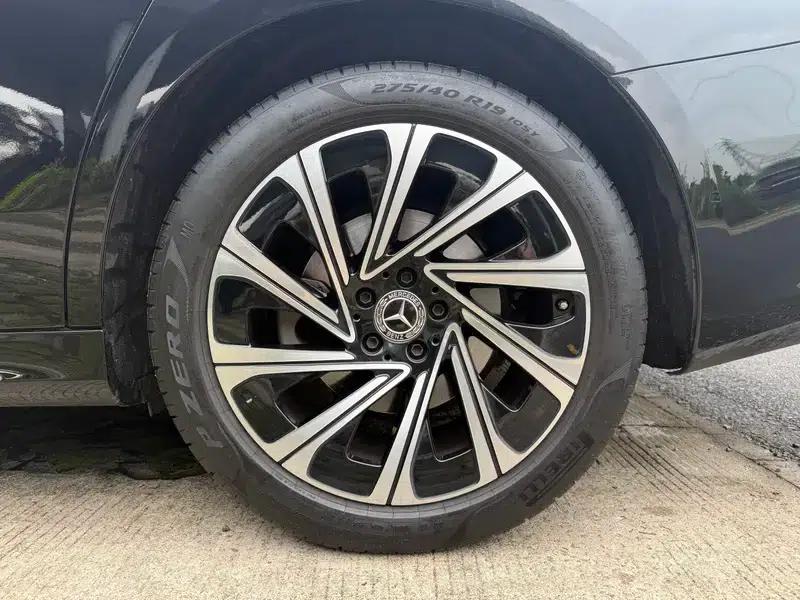 Mercedes-Benz E-Class 2025 E 300 L Luxury Sedan — миниатюра 8