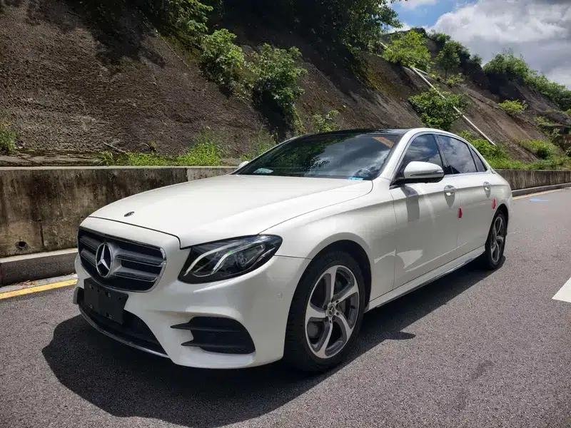 Mercedes-Benz E-Class 2018 Facelift E 300 L Sport Style — миниатюра 1