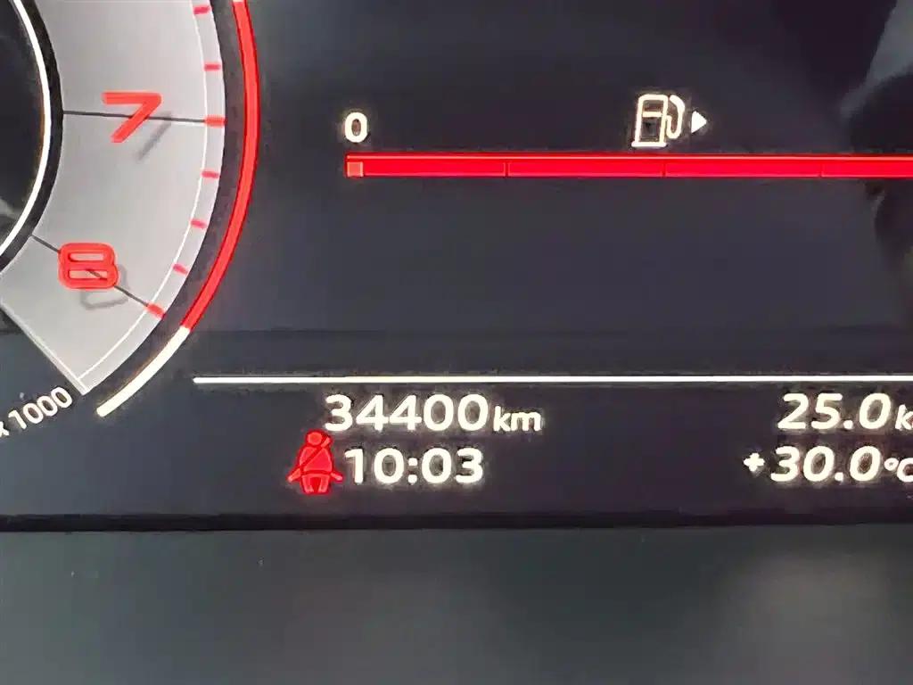 Audi Q6 2024 45 TFSI quattro Qiyun Edition Yulin Package 6-seater — миниатюра 14