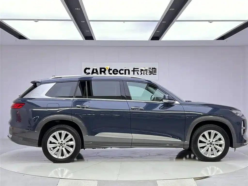Audi Q6 2024 45 TFSI quattro Qiyun Edition Yulin Package 6-seater — миниатюра 6