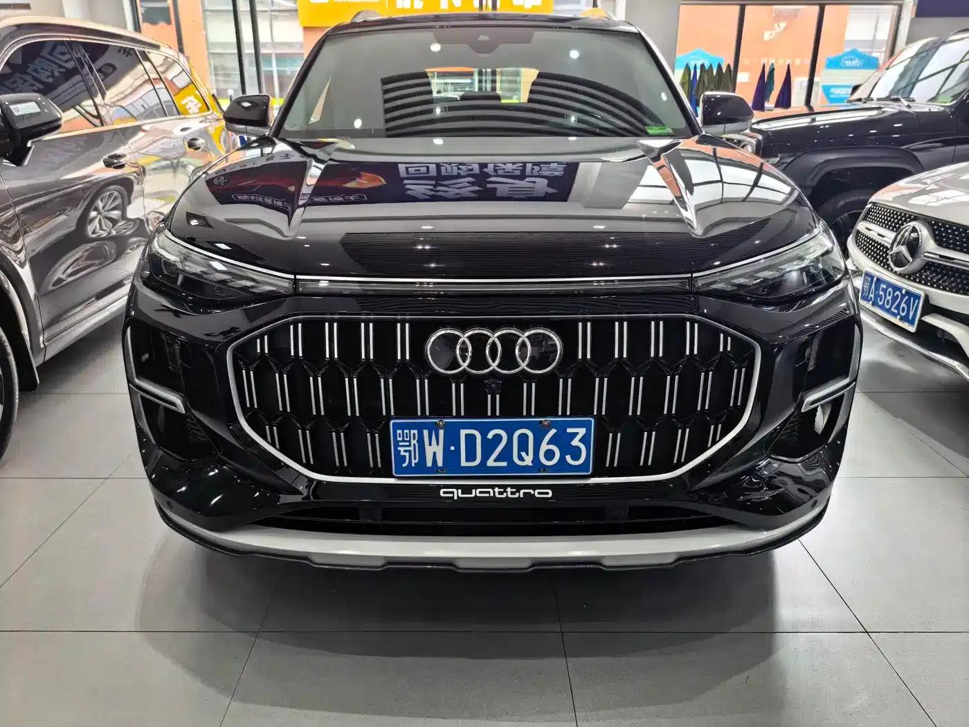 Audi Q6 2024 45 TFSI quattro Qiyun Edition Yulin Package 7-seater — миниатюра 2