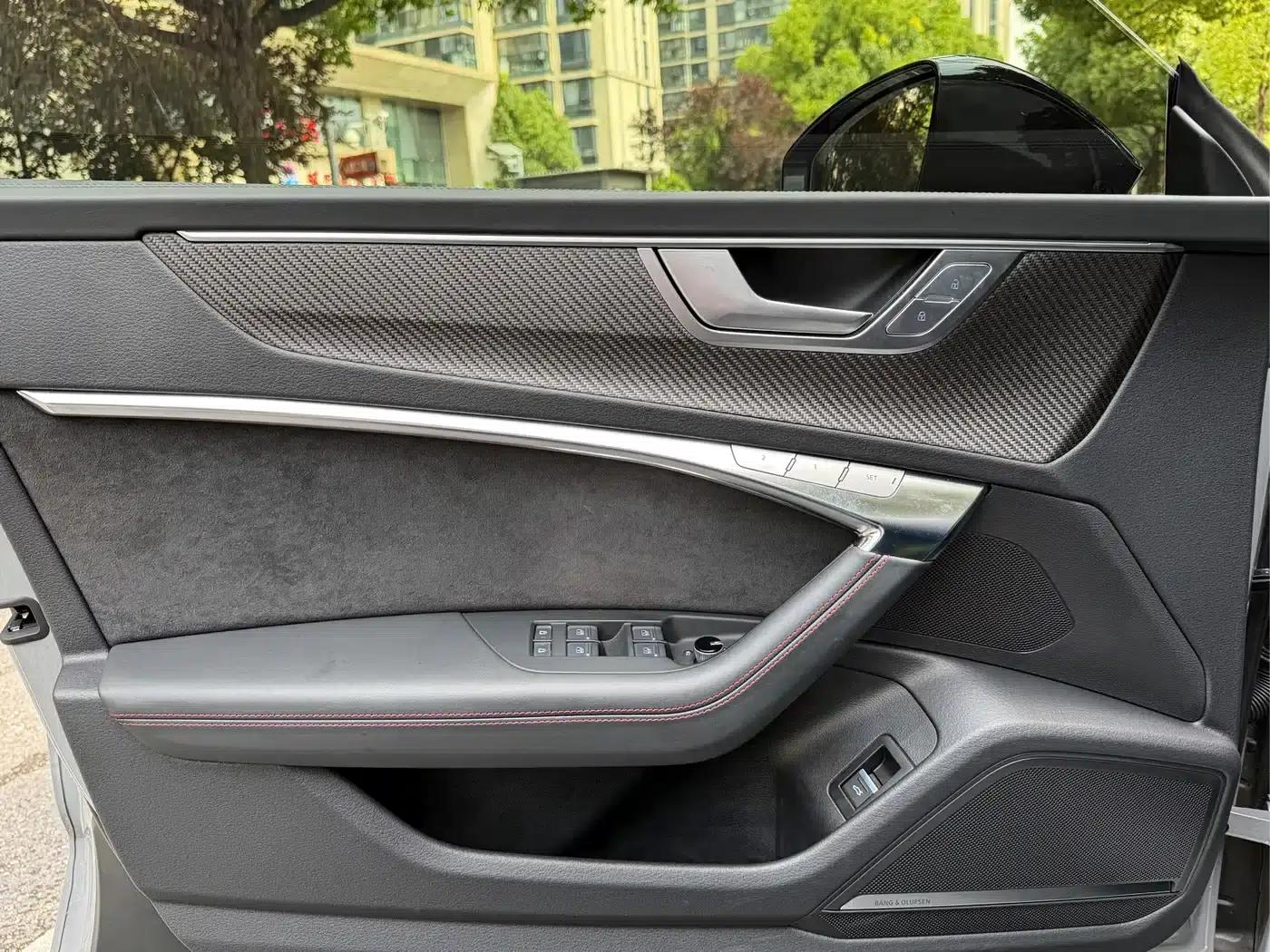 2024 Audi RS 7 RS 7 4.0T Sportback Performance — миниатюра 16