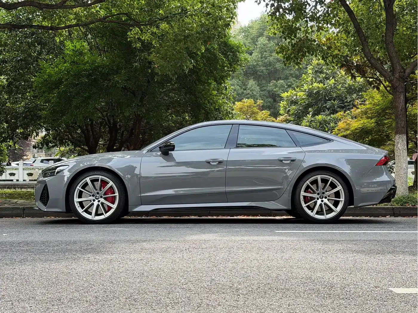 2024 Audi RS 7 RS 7 4.0T Sportback Performance — миниатюра 9