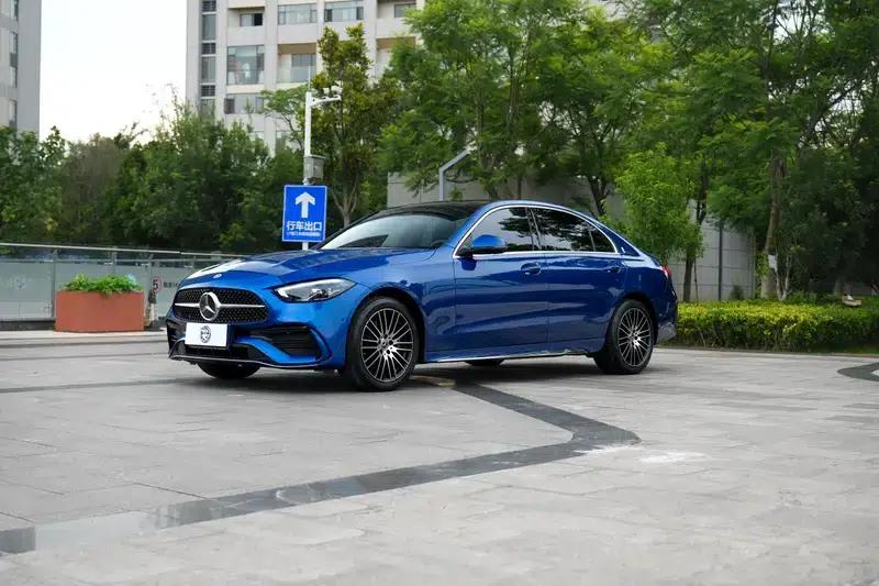 2022 Mercedes-Benz C-Class C 260 L Sport Edition — миниатюра 1