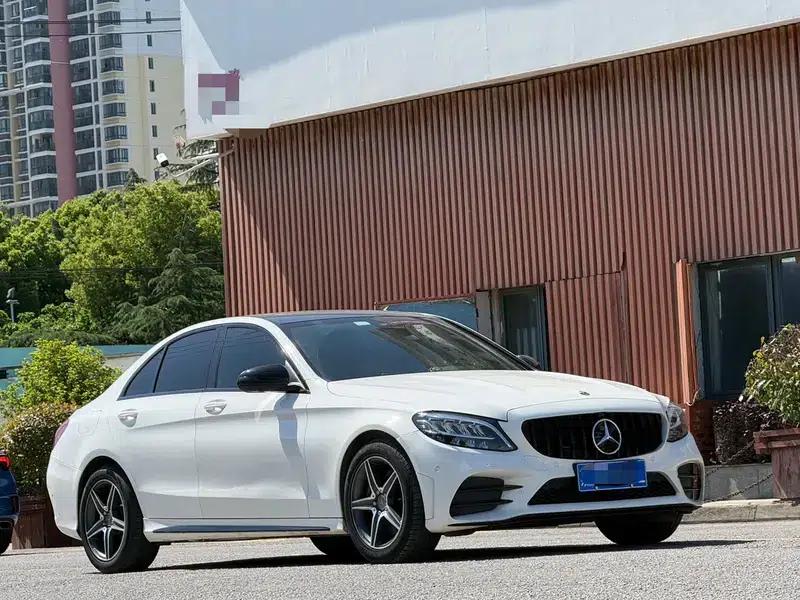 2019 Mercedes-Benz C-Class C 260 Sport Edition — миниатюра 3