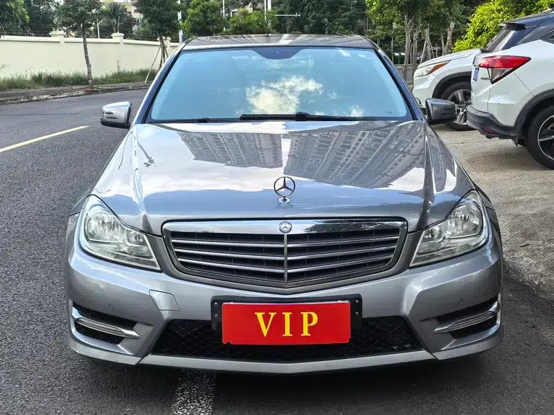 2013 Mercedes-Benz C-Class C 260 Elegance Grand Edition — миниатюра 2