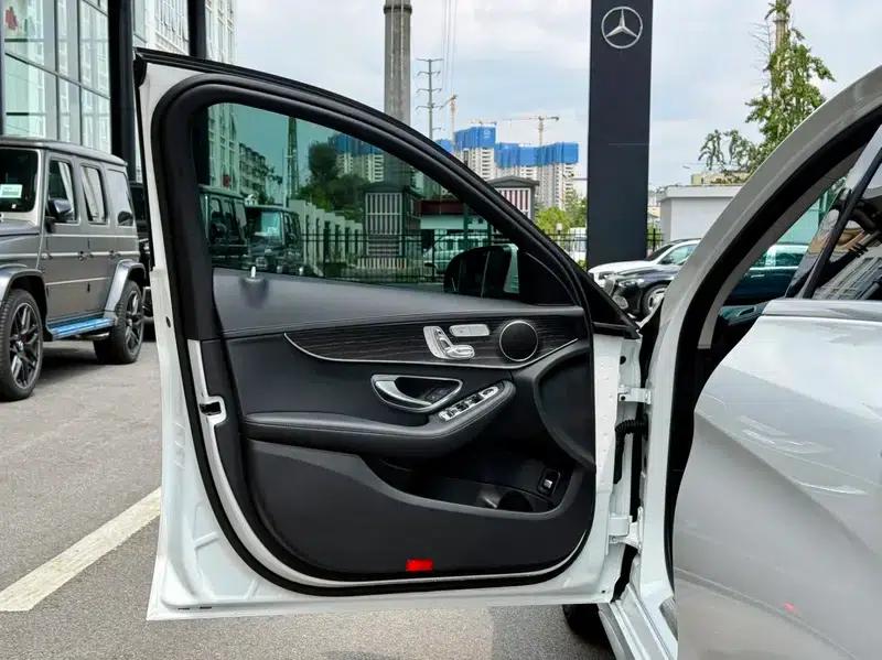 2021 Mercedes-Benz C-Class C 260 L Sport Edition — миниатюра 21