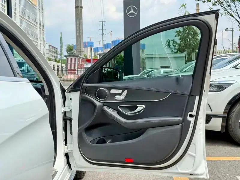 2021 Mercedes-Benz C-Class C 260 L Sport Edition — миниатюра 26