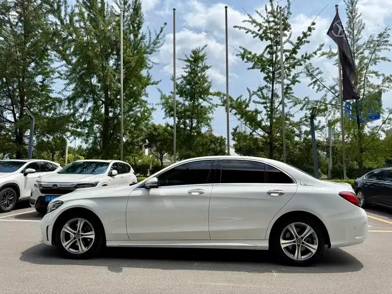2021 Mercedes-Benz C-Class C 260 L Sport Edition — миниатюра 4
