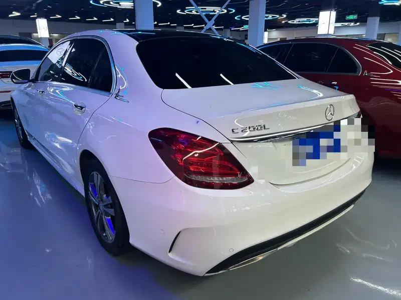 2016 Mercedes-Benz C-Class C 180 L Sport — миниатюра 4