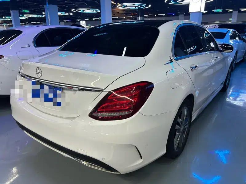2016 Mercedes-Benz C-Class C 180 L Sport — миниатюра 6