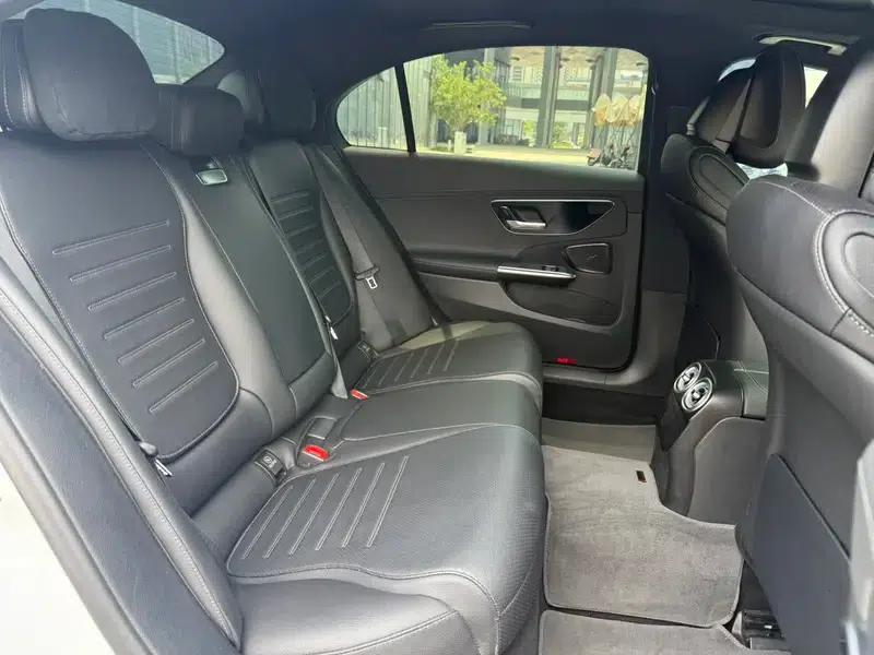 Mercedes-Benz C-Class 2022 Facelift C 260 L Sport Edition — миниатюра 24