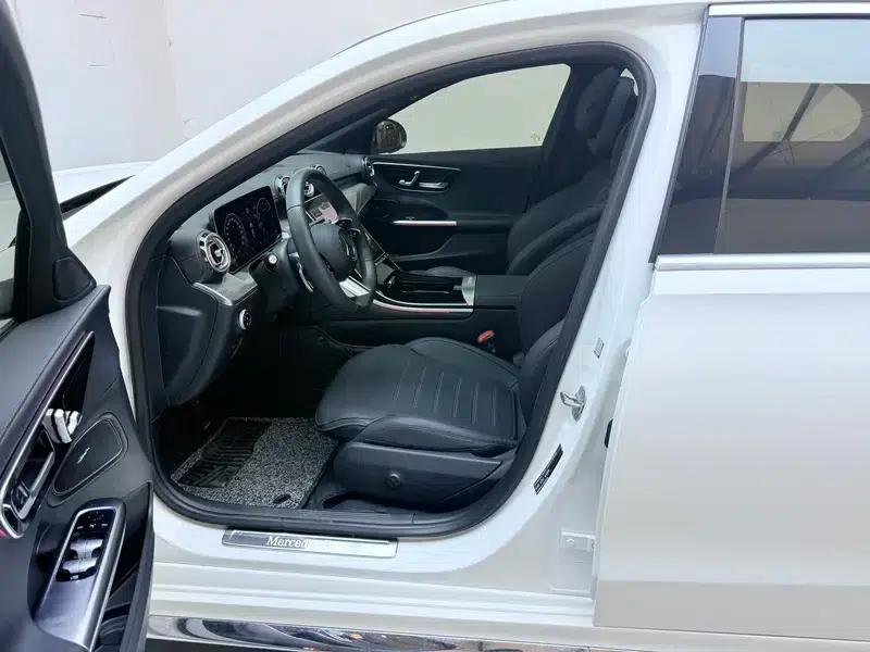 Mercedes-Benz C-Class 2024 Facelift C 260 L Sport Edition — миниатюра 17