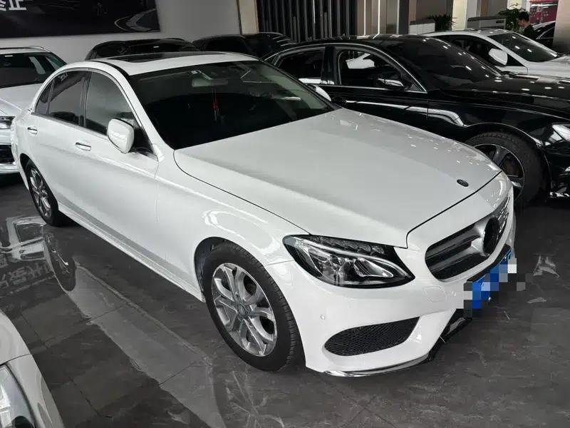 2015 Mercedes-Benz C-Class Facelift C 180 L Sport — миниатюра 3