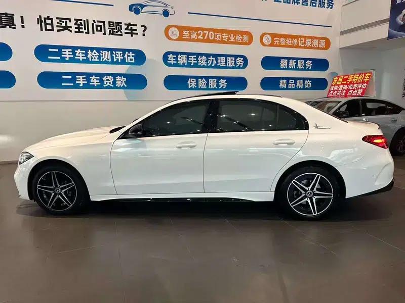 2024 Mercedes-Benz C-Class C 260 L Midnight Sport Edition — миниатюра 3