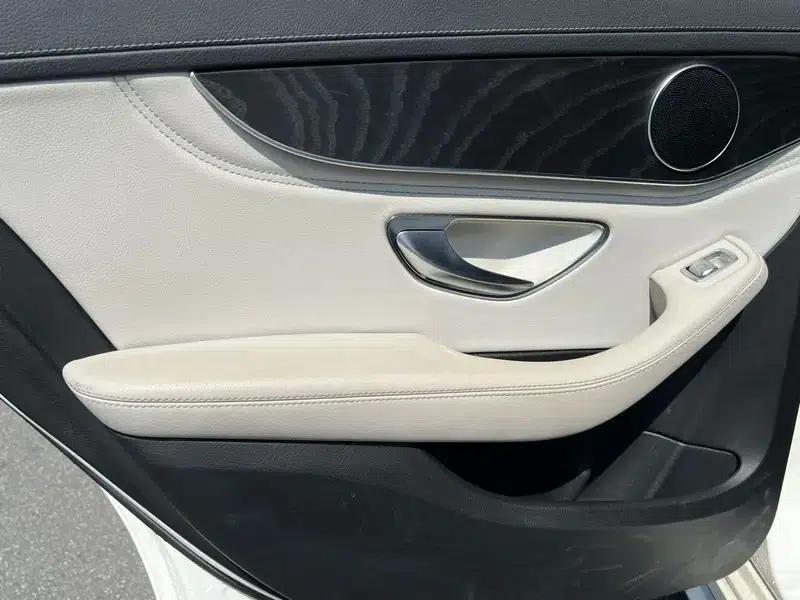 2017 Mercedes-Benz C-Class C 200 L Sport Edition — миниатюра 11