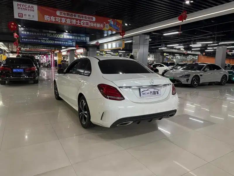 2017 Mercedes-Benz C-Class C 200 Sport Edition — миниатюра 4