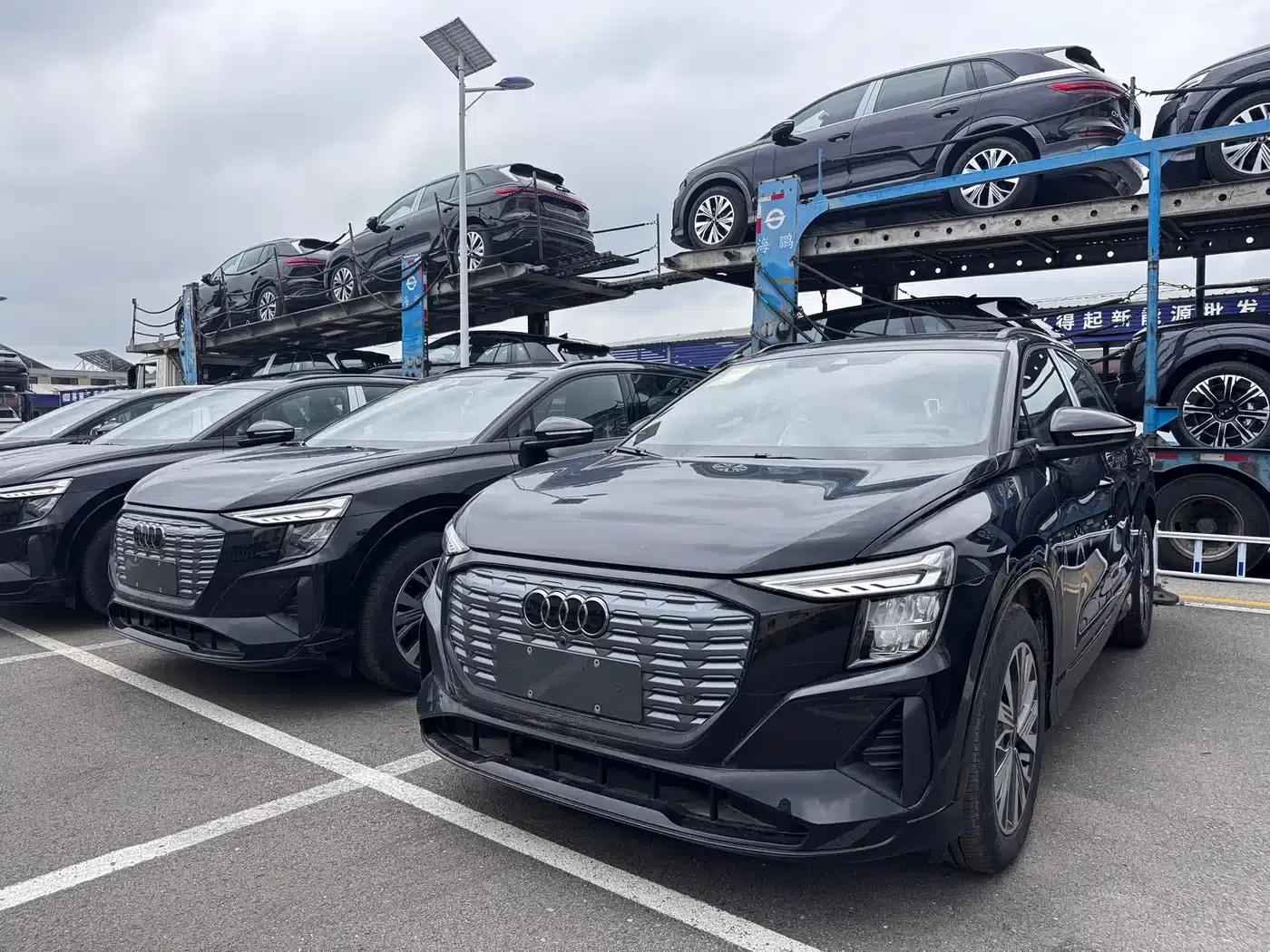 Audi Q5 e-tron 2023 Model 40 e-tron Shining Edition - Premium Outfit — миниатюра 4