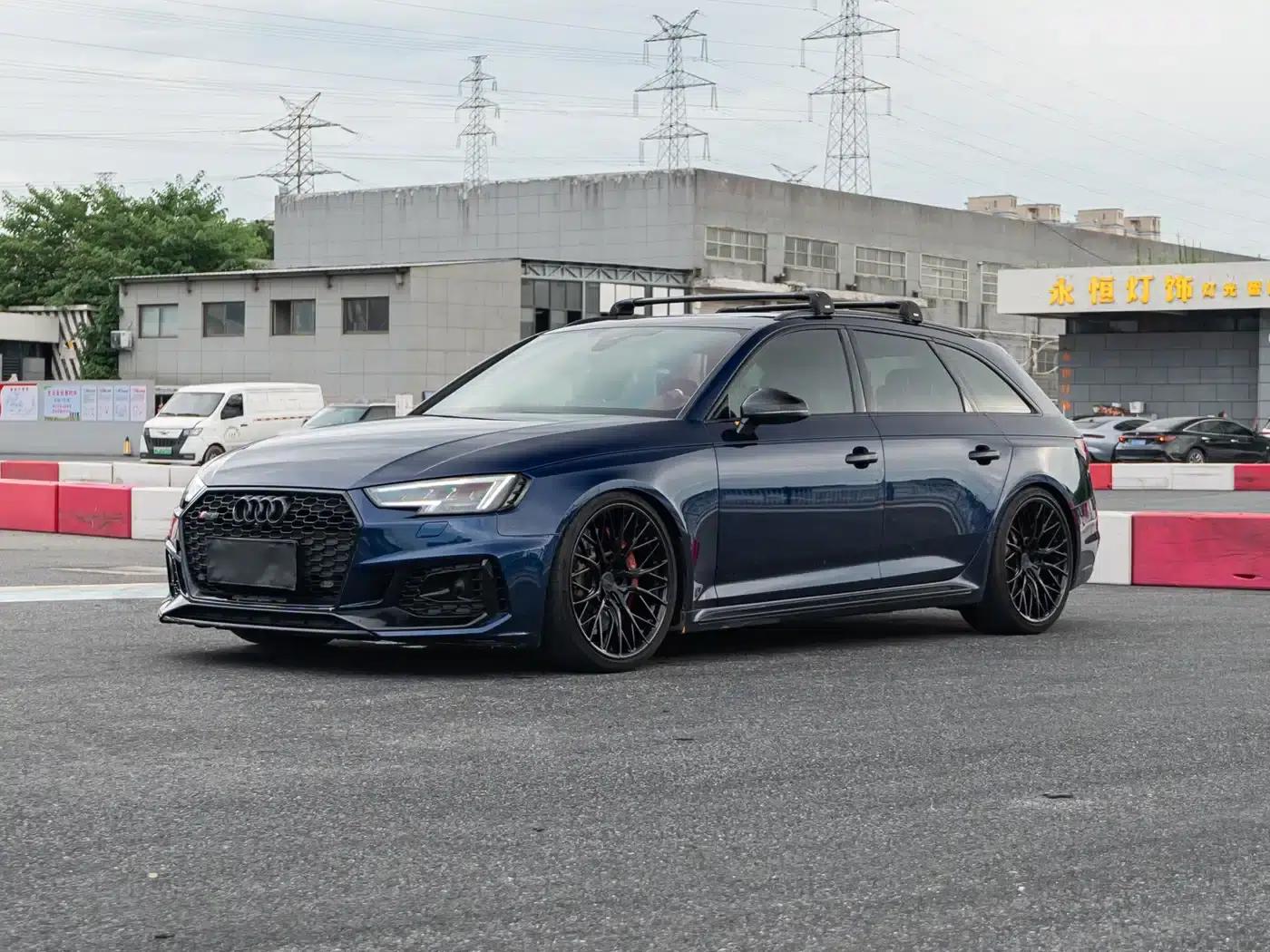 Audi RS 4 2019 RS 4 2.9T Avant — миниатюра 1
