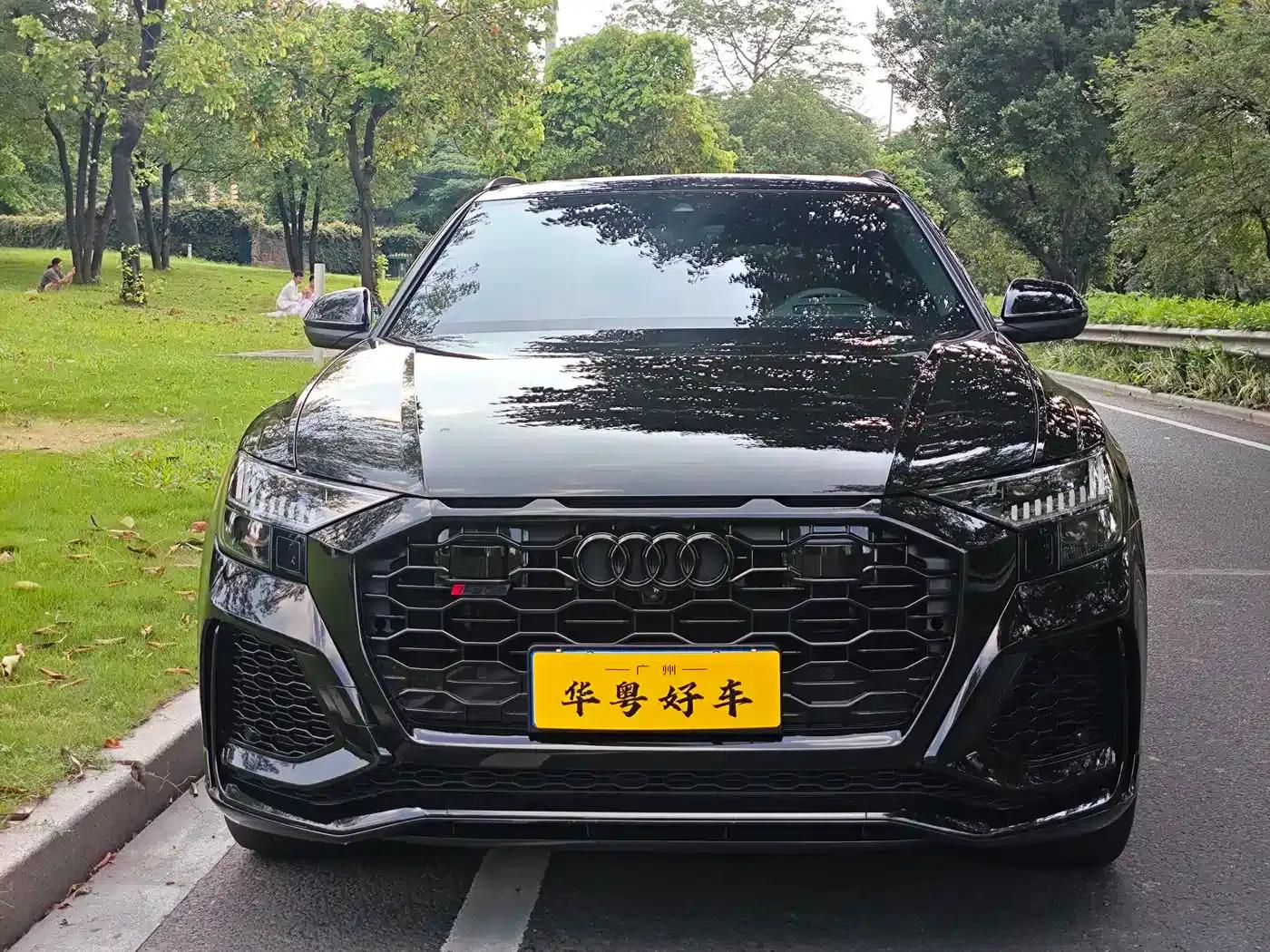2022 Audi RS Q8 4.0T — миниатюра 2