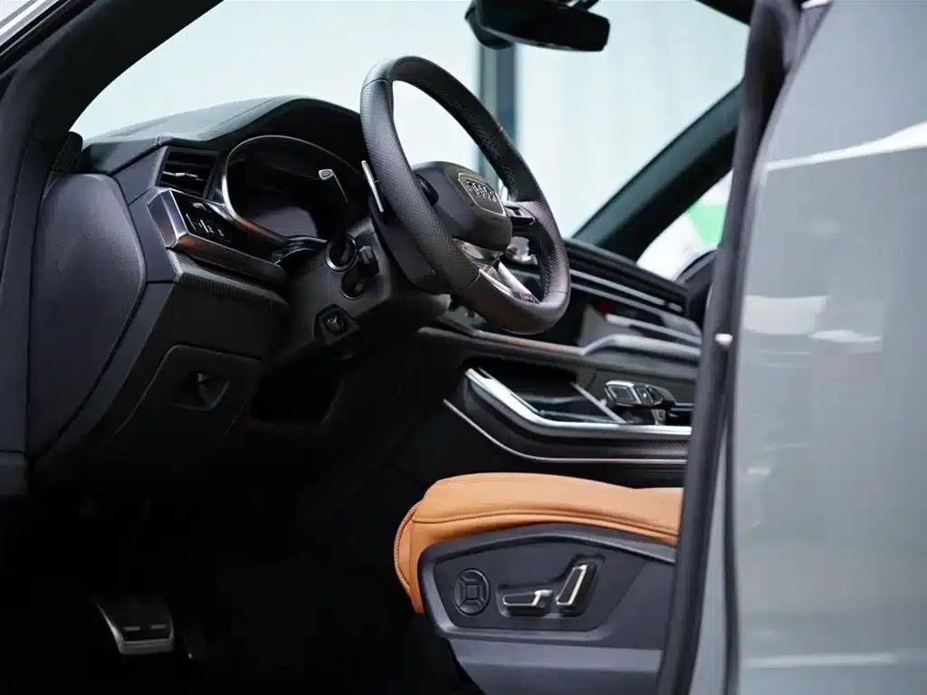 2022 Audi RS Q8 4.0T — миниатюра 29