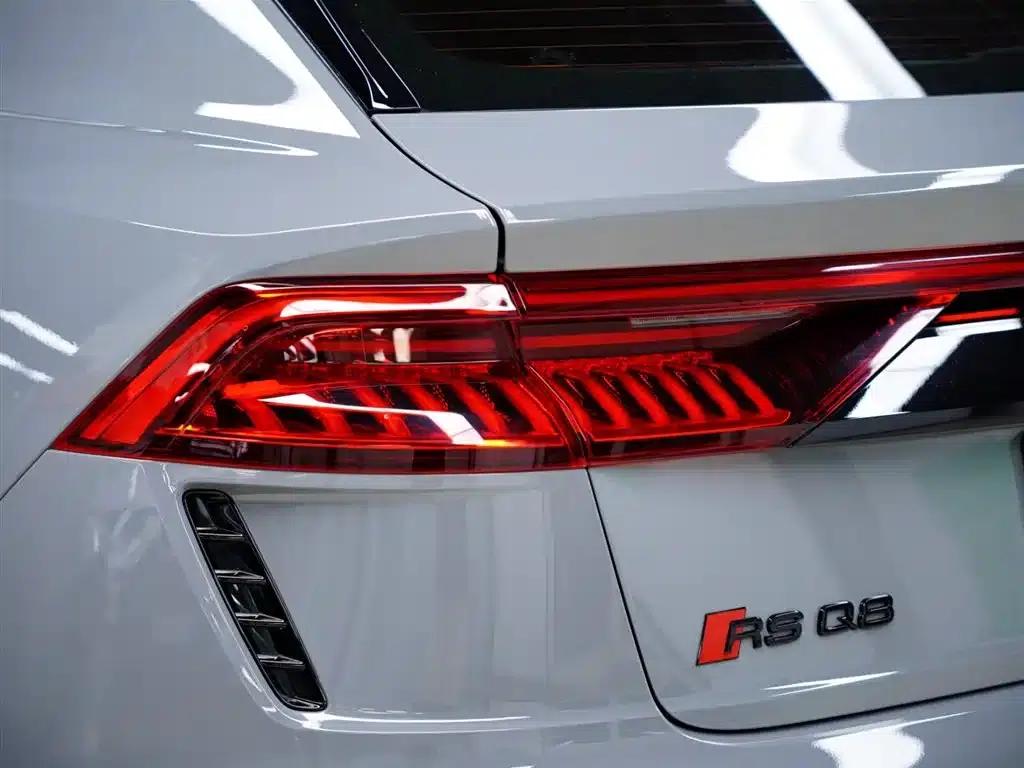 2022 Audi RS Q8 4.0T — миниатюра 4