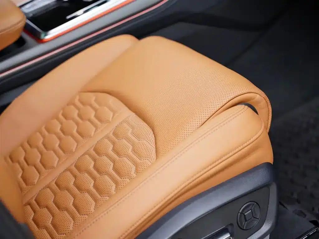 2022 Audi RS Q8 4.0T — миниатюра 47