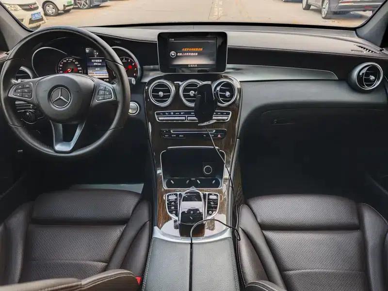 2017 Mercedes-Benz GLC 260 4MATIC Dynamic — миниатюра 15