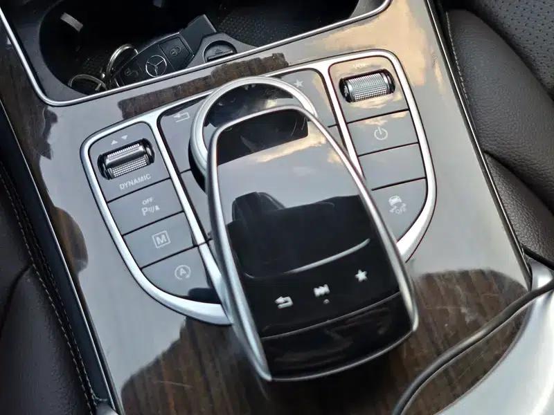 2017 Mercedes-Benz GLC 260 4MATIC Dynamic — миниатюра 17