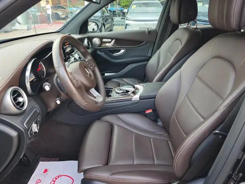 2017 Mercedes-Benz GLC 260 4MATIC Dynamic — миниатюра 20