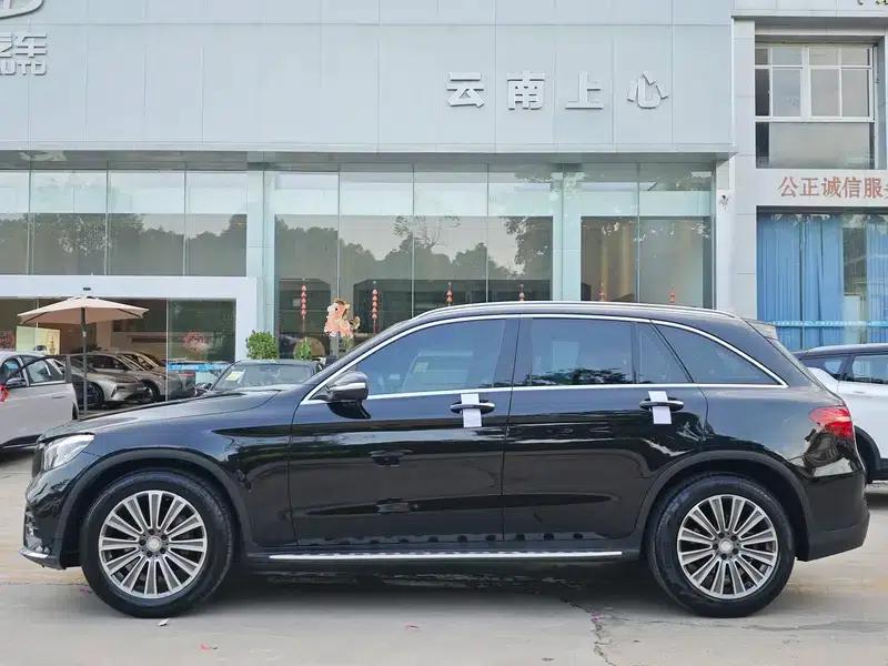 2017 Mercedes-Benz GLC 260 4MATIC Dynamic — миниатюра 4