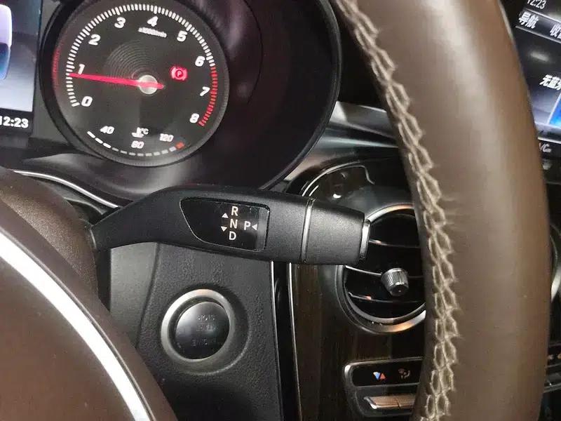 2018 Mercedes-Benz GLC 260 4MATIC Luxury — миниатюра 14