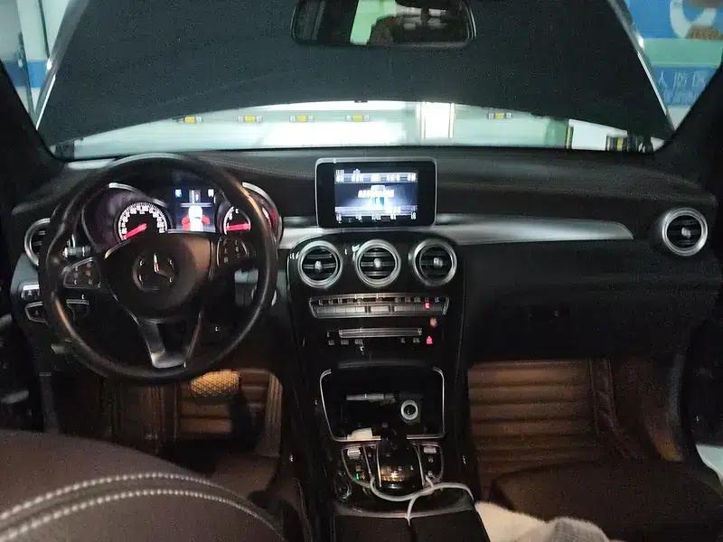 2018 Mercedes-Benz GLC 260 4MATIC Luxury — миниатюра 10