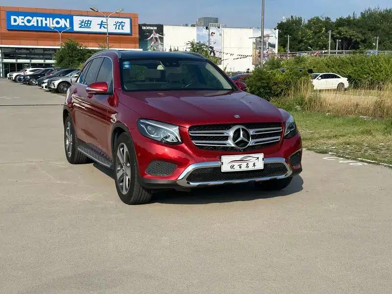 2016 Mercedes-Benz GLC 260 4MATIC Luxury — миниатюра 3