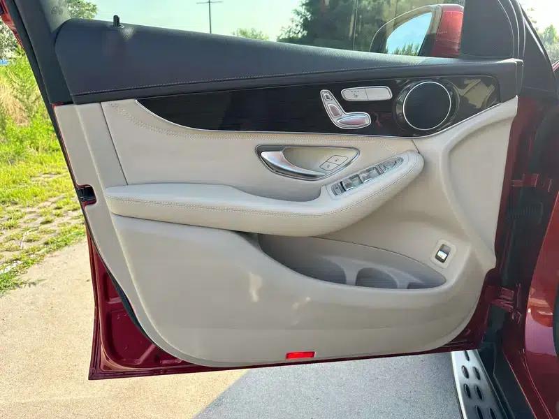 2016 Mercedes-Benz GLC 260 4MATIC Luxury — миниатюра 9