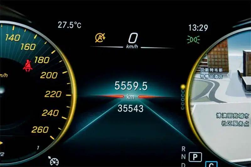 Mercedes-Benz GLC 2022 Facelift GLC 300 L 4MATIC Dynamic Limited Edition — миниатюра 17