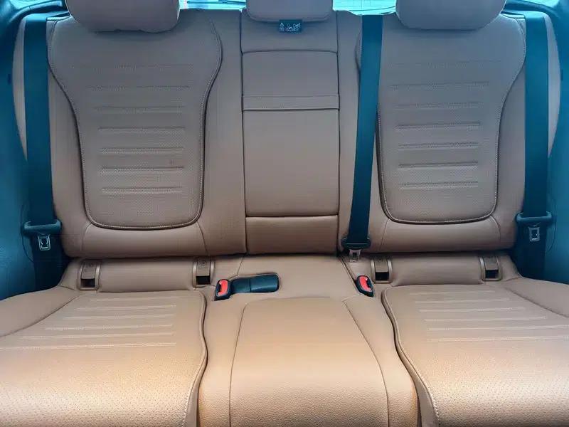 2025 Mercedes-Benz GLC 300 L 4MATIC Dynamic 5-seater — миниатюра 12