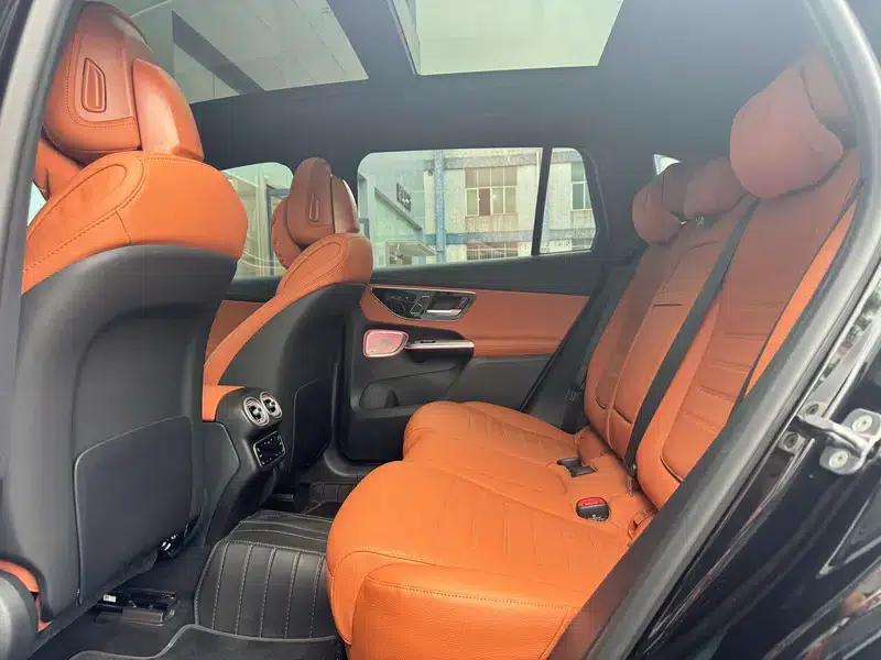2025 Mercedes-Benz GLC 300 L 4MATIC Dynamic 5-seater — миниатюра 13