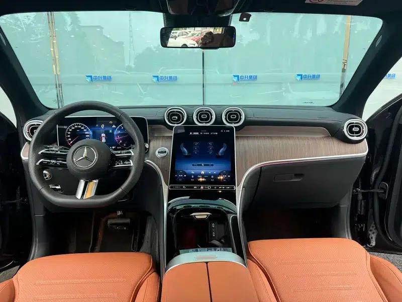 2025 Mercedes-Benz GLC 300 L 4MATIC Dynamic 5-seater — миниатюра 7